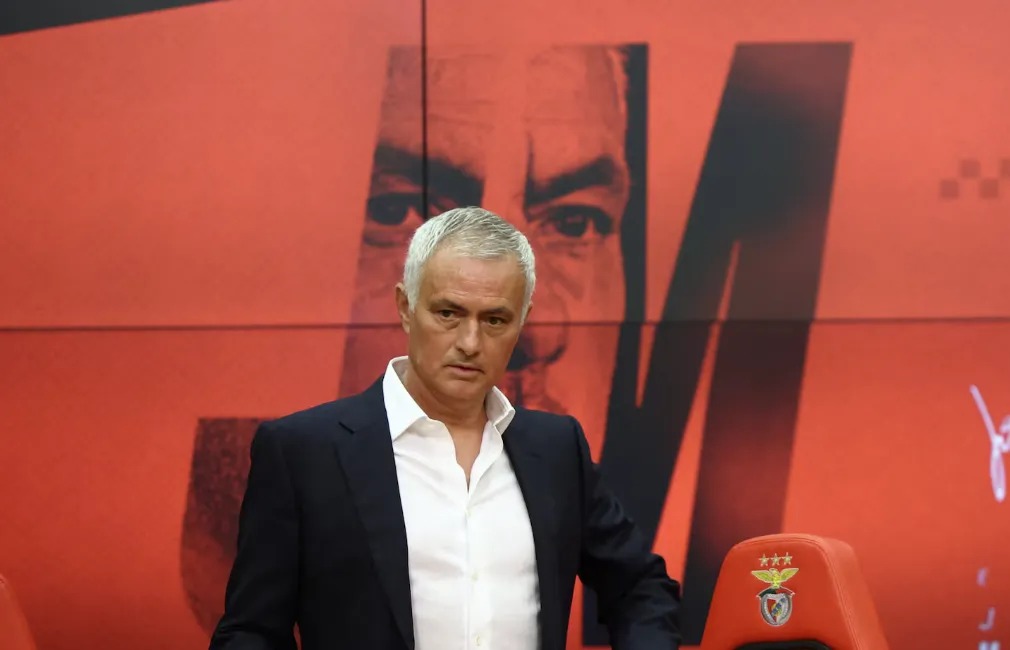 The Roots of a Legend: Mourinho's Benfica Beginning